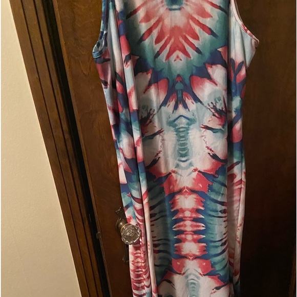 Ashley Stewart Tie dyed dress with one side slit. Size 22/24. Pretty and comfy! - Picture 2 of 6